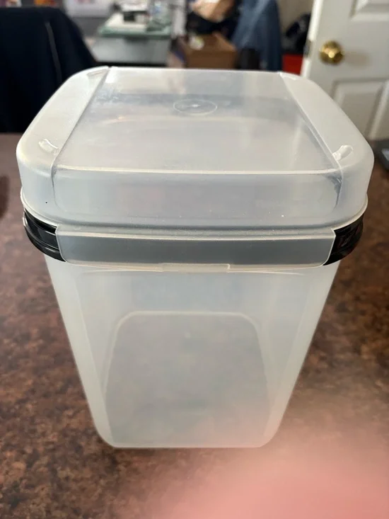 Tupperware Food Storage Container - Picture 4 of 8